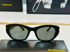Picture of Balenciga Sunglasses _SKUfw56969097fw